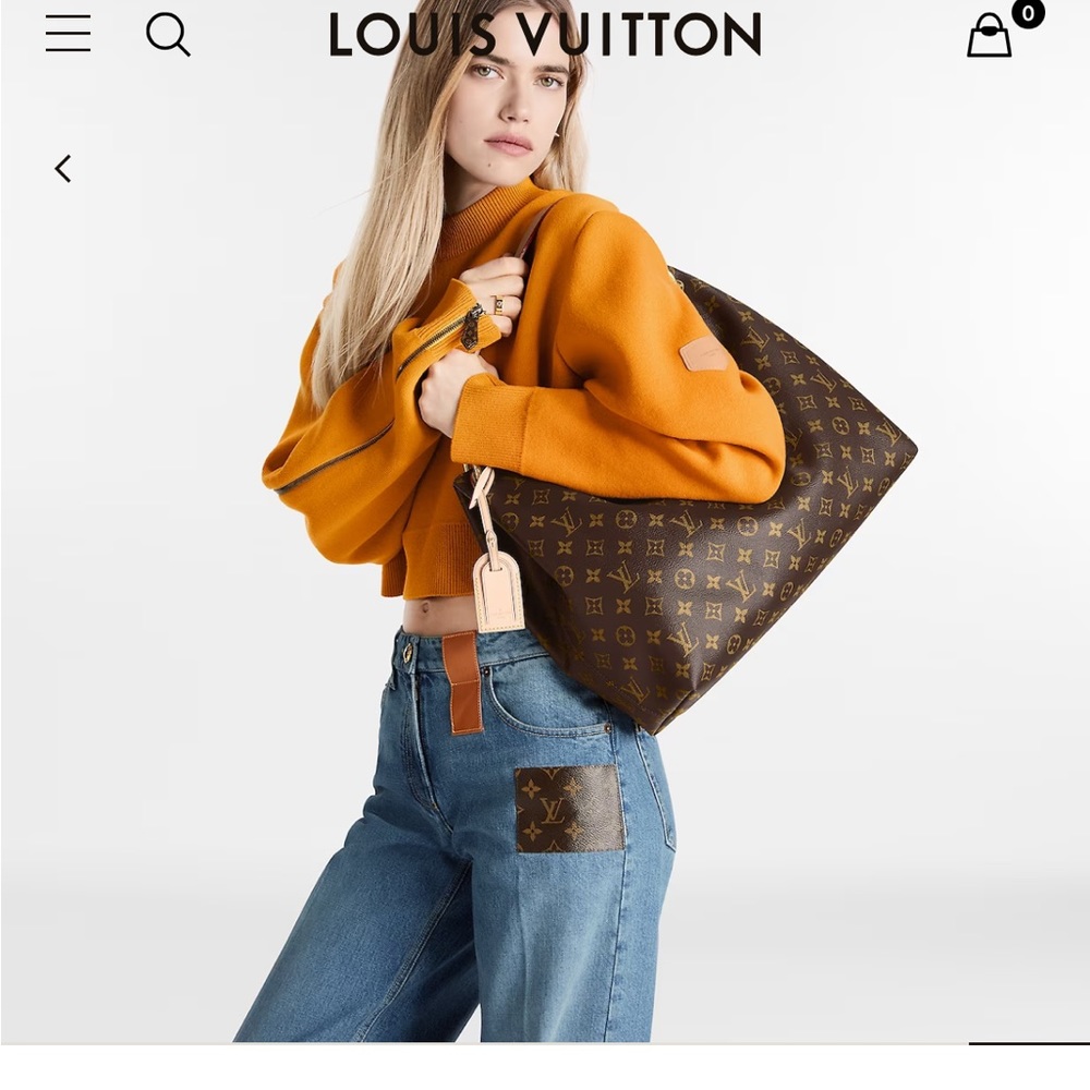 Louis Vuitton Monogram Canvas Shoulder Bag with Natural Vachetta and Red Trim - Picture 7 of 16